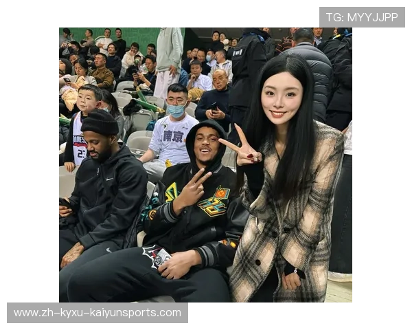 足球场偶遇CBA球员事件回顾